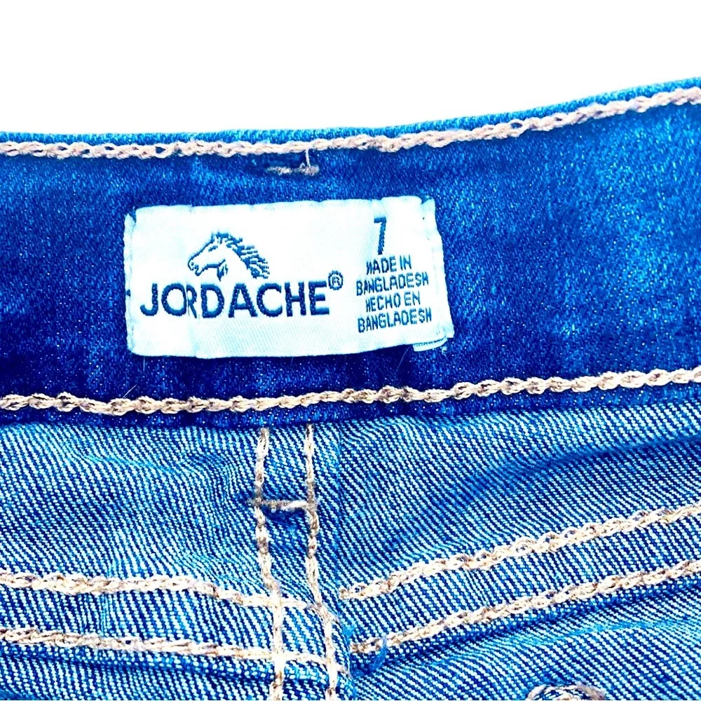 Girl’s Jordache Sequined Jean Shorts - Picture 5 of 9